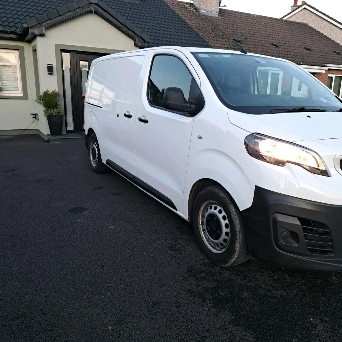 2020 Peugeot Expert NO VAT FULL S HISTORY - Image 1