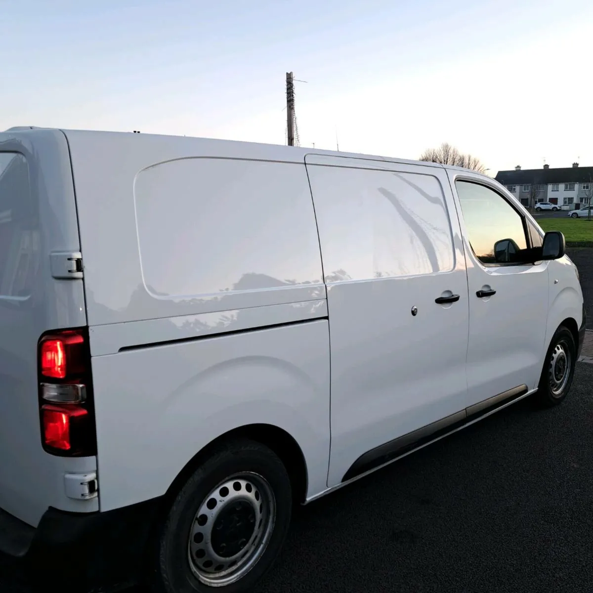 2020 Peugeot Expert NO VAT FULL S HISTORY - Image 3