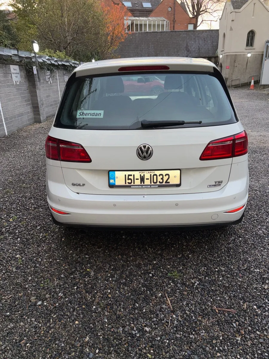Volkswagen Golf 2015 - Image 1