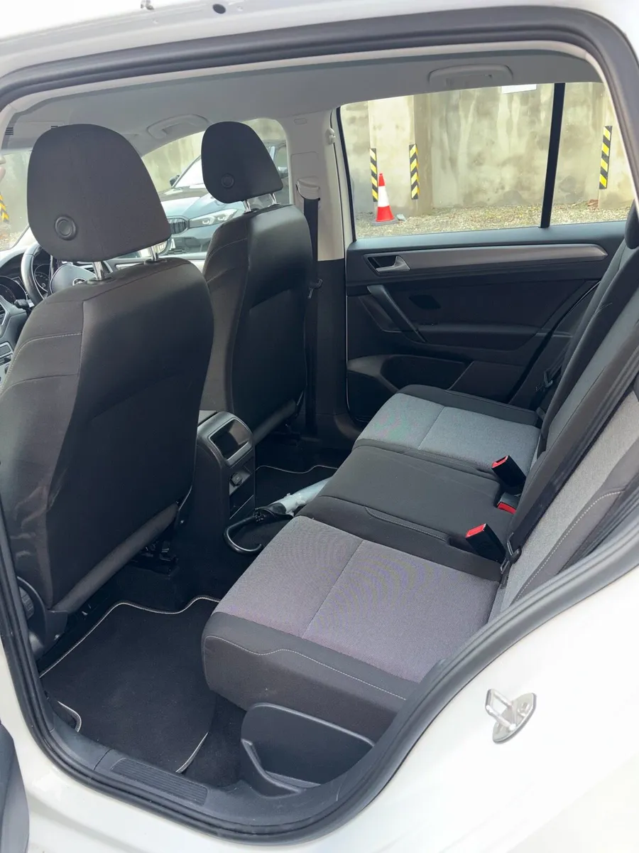 Volkswagen Golf 2015 - Image 2