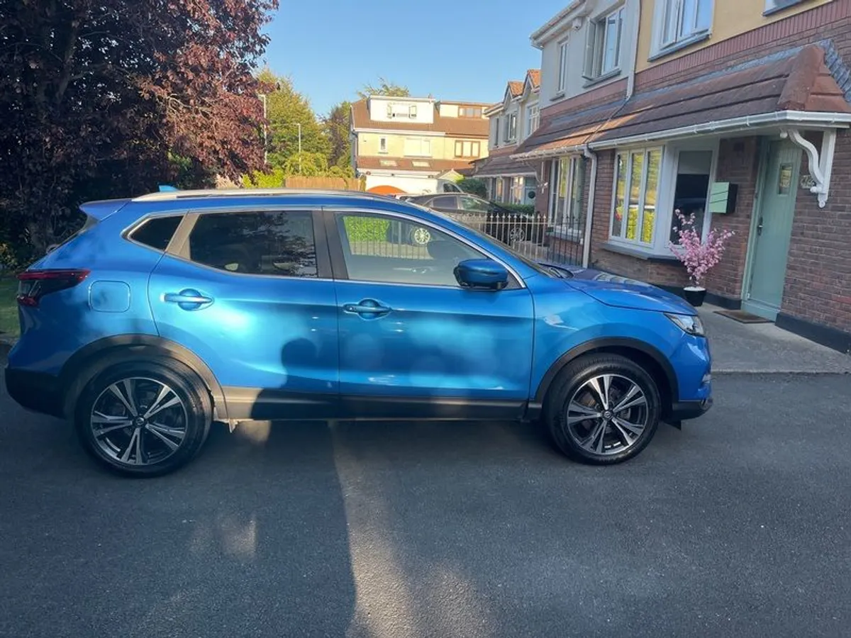 2018 Nissan Qashqai LOW Mileage - Image 3