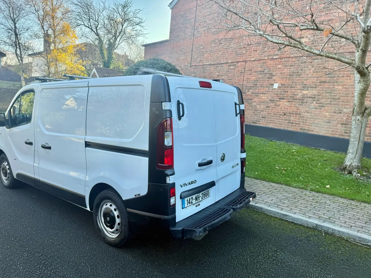 Opel Vivaro DOE 4/26 Tax 8/26 - Image 3