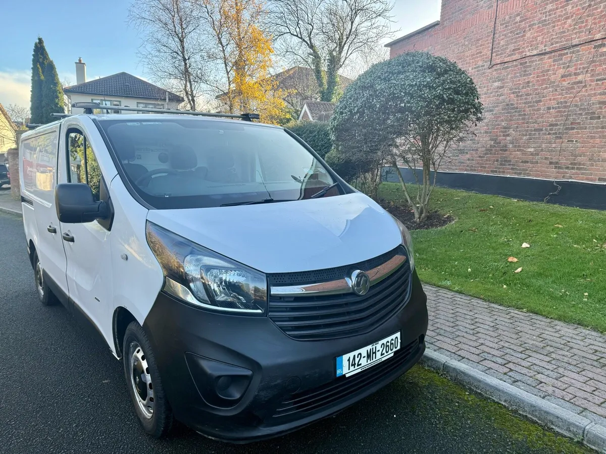 Opel Vivaro DOE 4/26 Tax 8/26 - Image 4