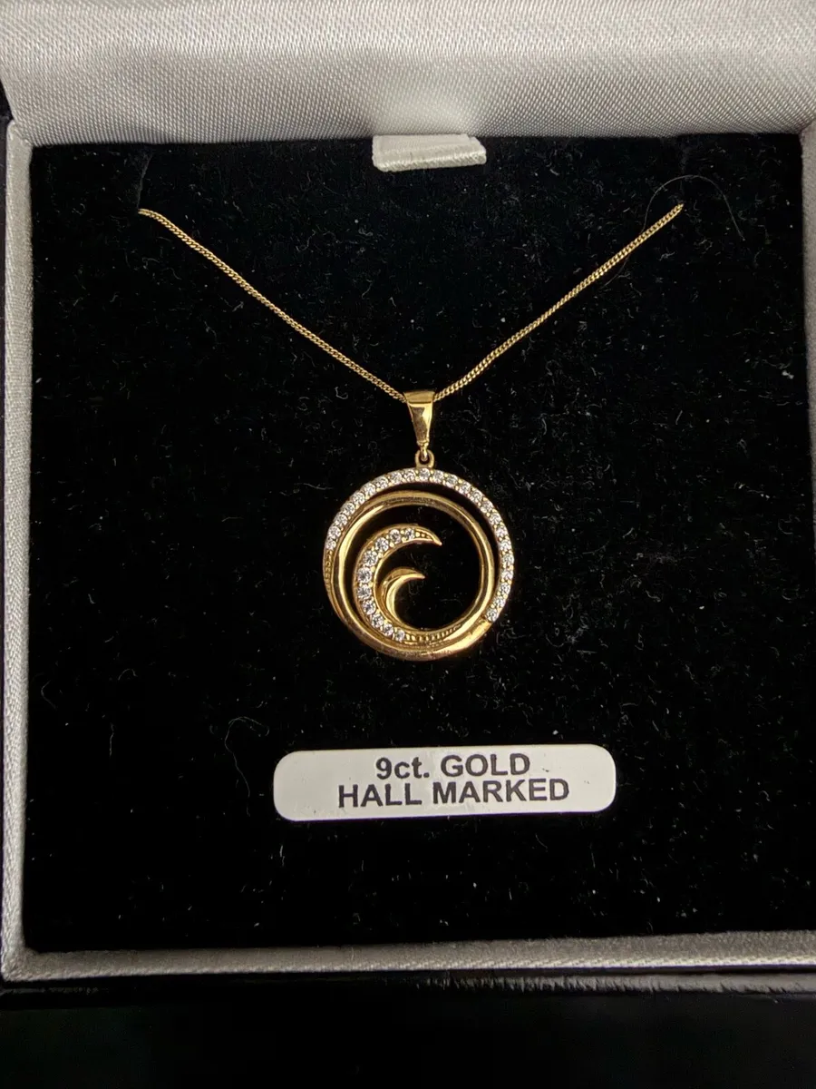 9ct Gold Pendant - Image 3