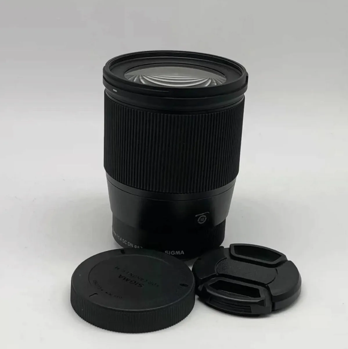 Sigma 16mm f1.4 Sony E Lens - Image 1
