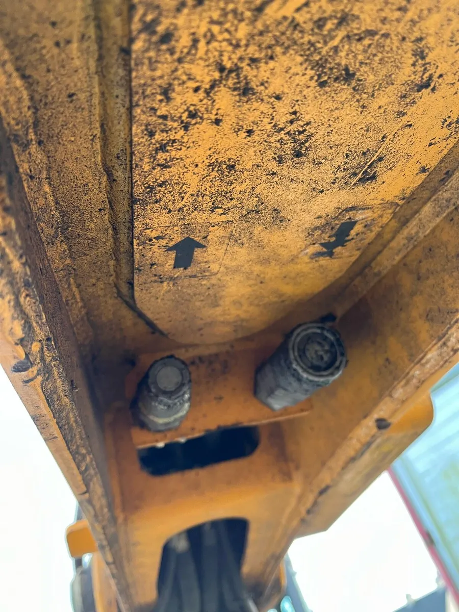 Terex Back Actor. - Image 2