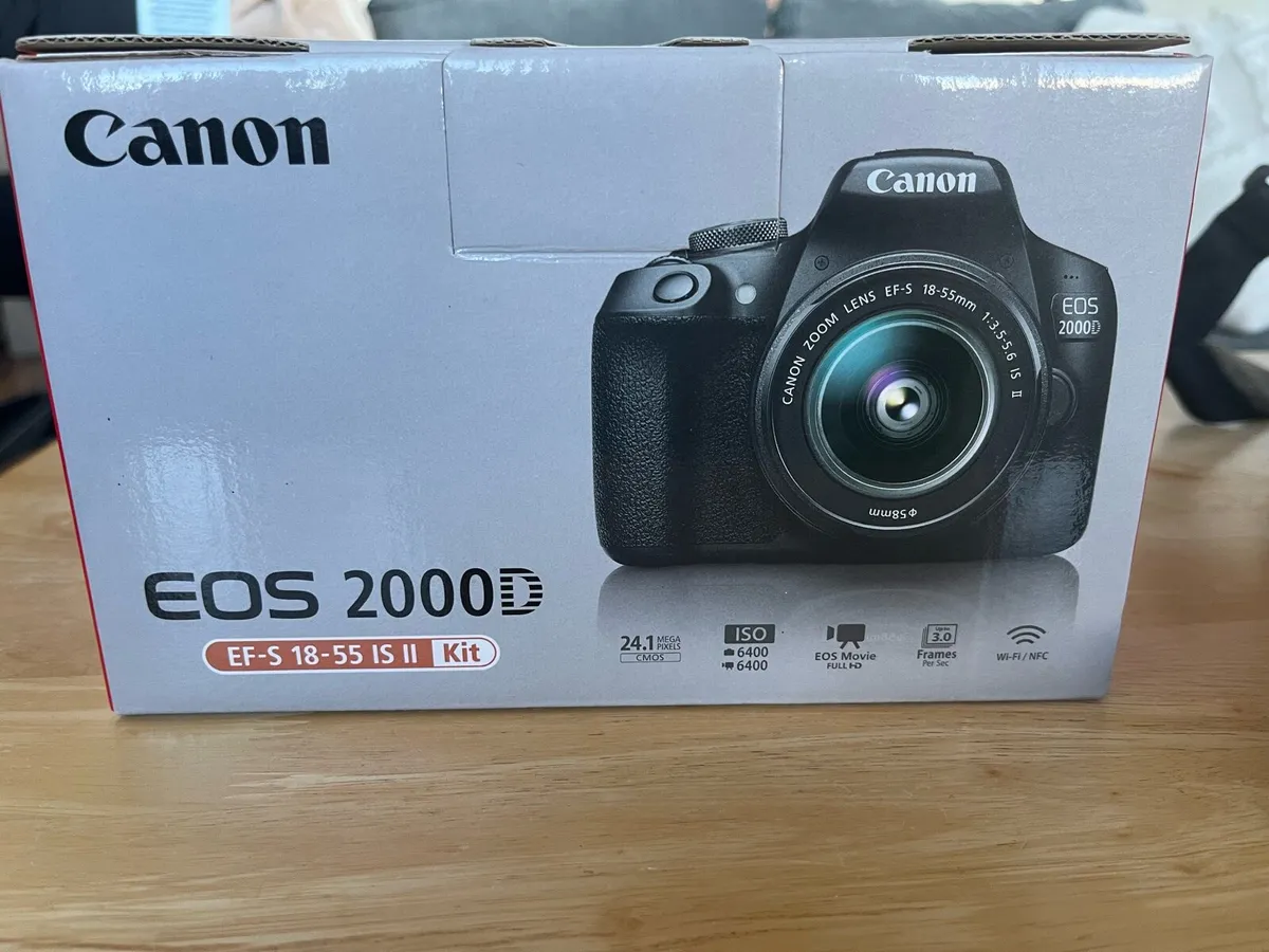 Canon EOS 2000D - Image 2
