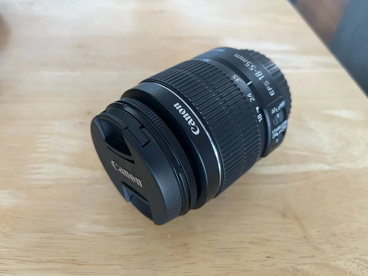 Canon EOS 2000D - Image 4