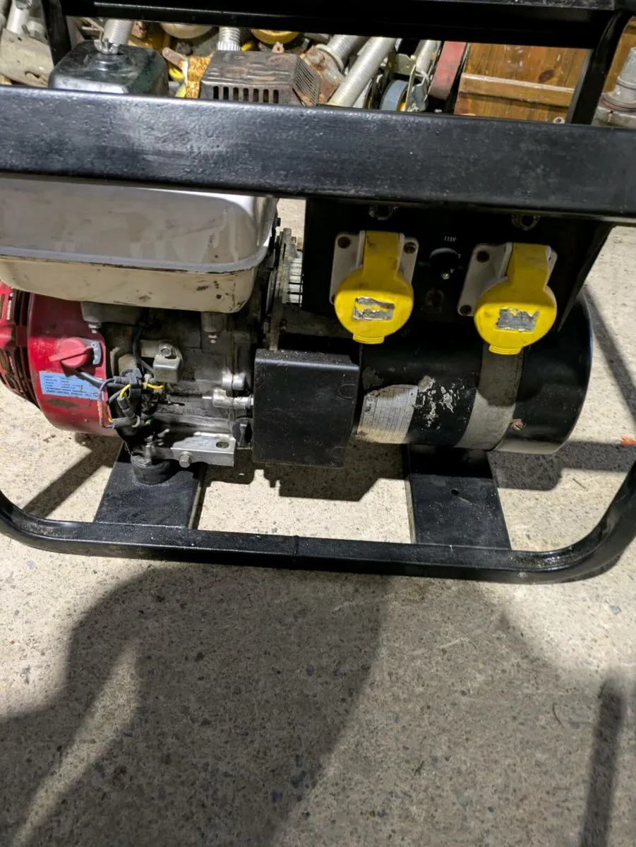 Honda generator - Image 3