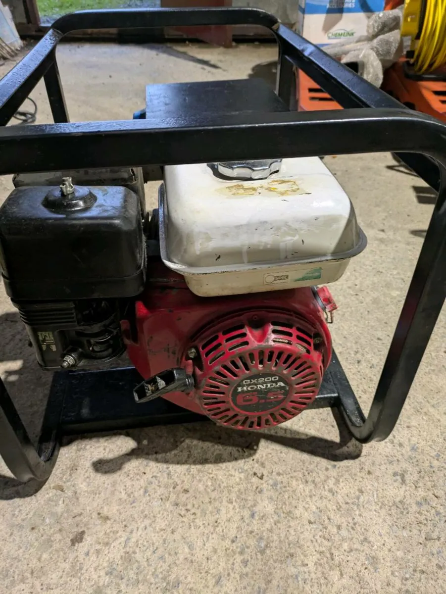 Honda generator - Image 4
