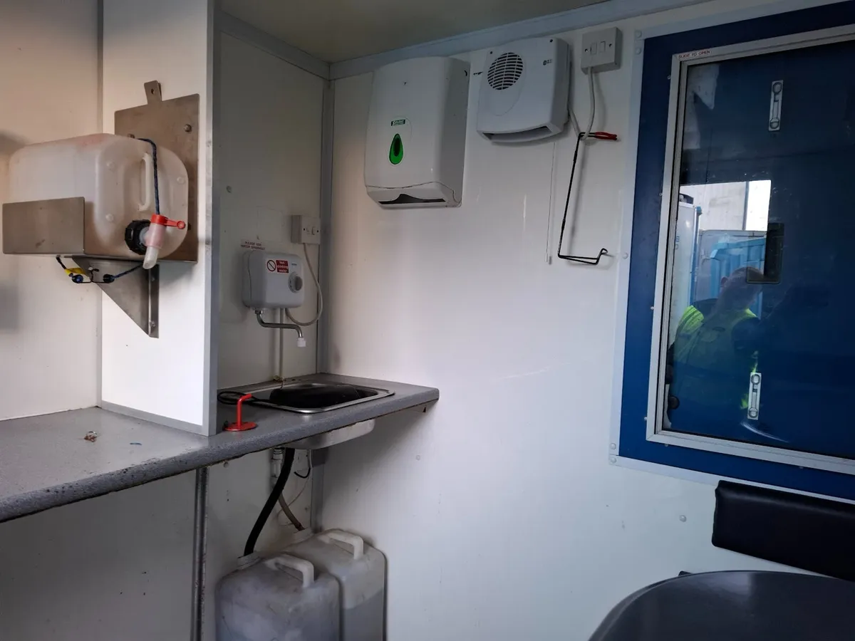 6- Man Welfare Unit - Image 3