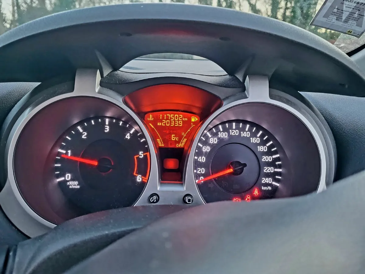 Nissan Juke 2014 - Image 2