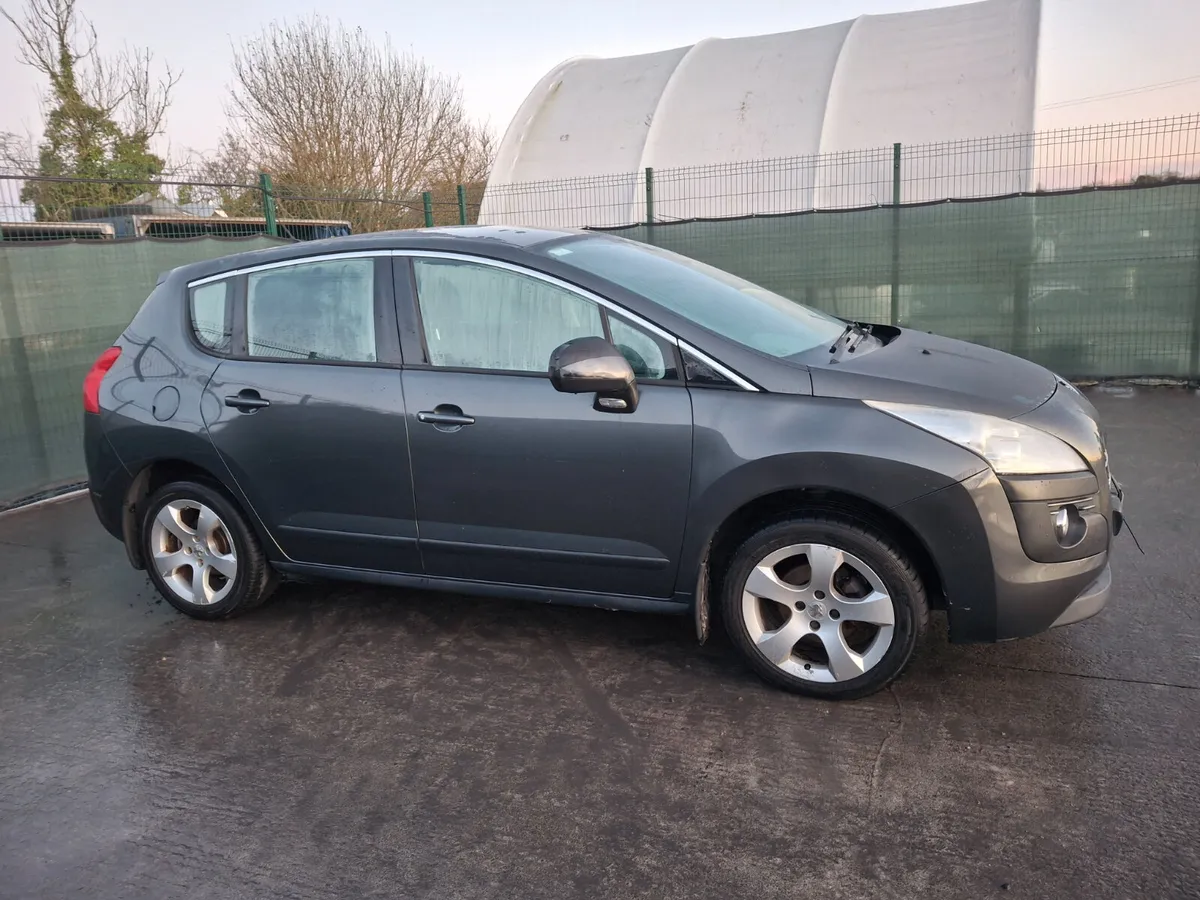 2013 Peugeot 3008  Active    Automatic - Image 2