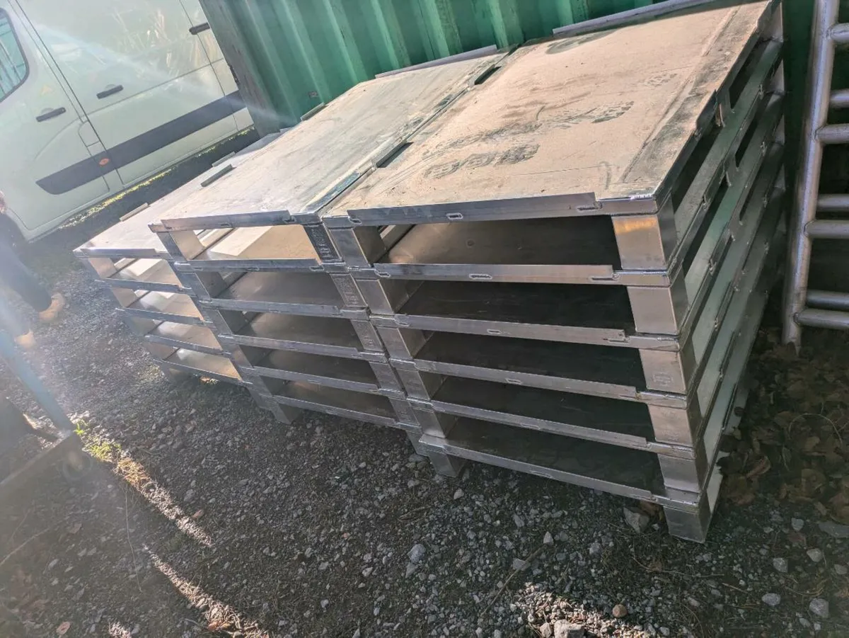 Aluminum pallets and sheets of chquard plate - Image 3