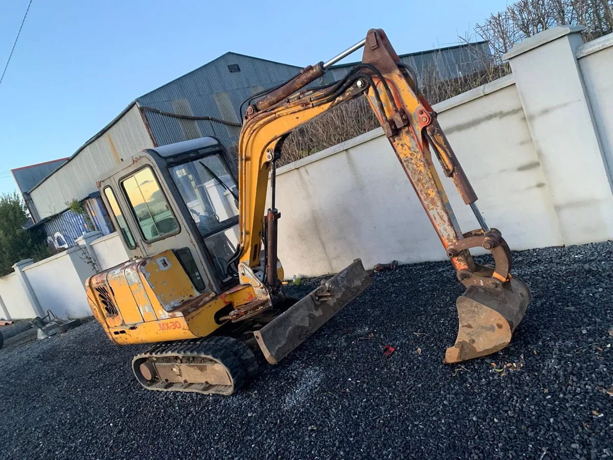 3 ton hanix digger