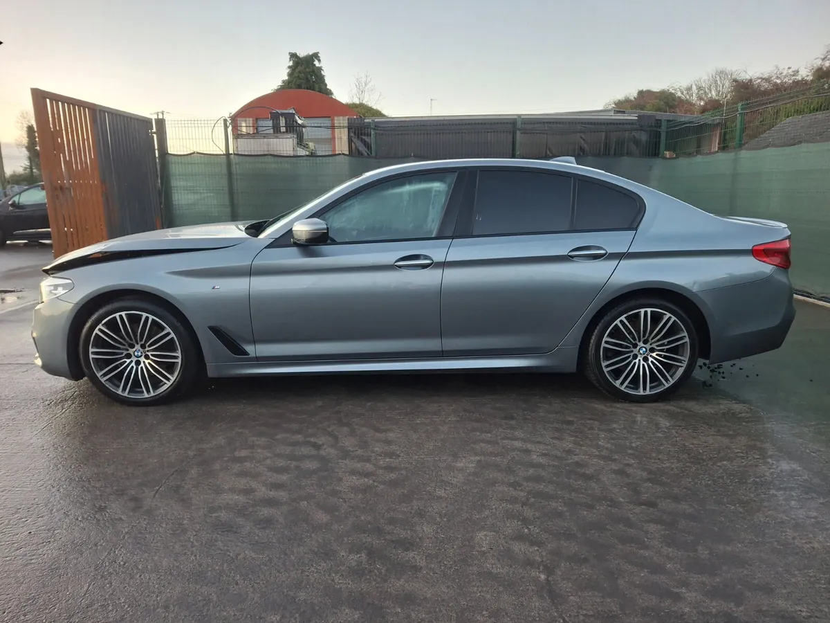 2018 BMW 520D M-Sport Automatic - Image 3