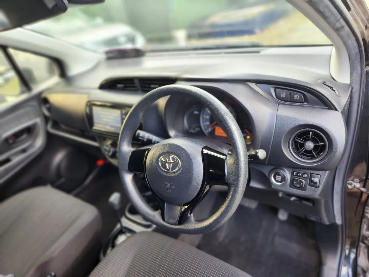 Toyota Vitz 2020 - Image 3
