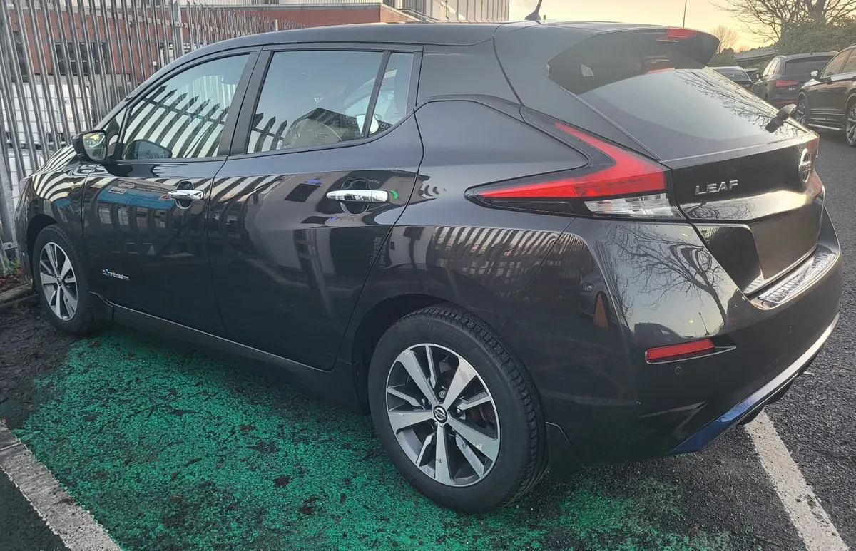 NISSAN LEAF 40KW AUTOMATIC 2018. €5950 - Image 4