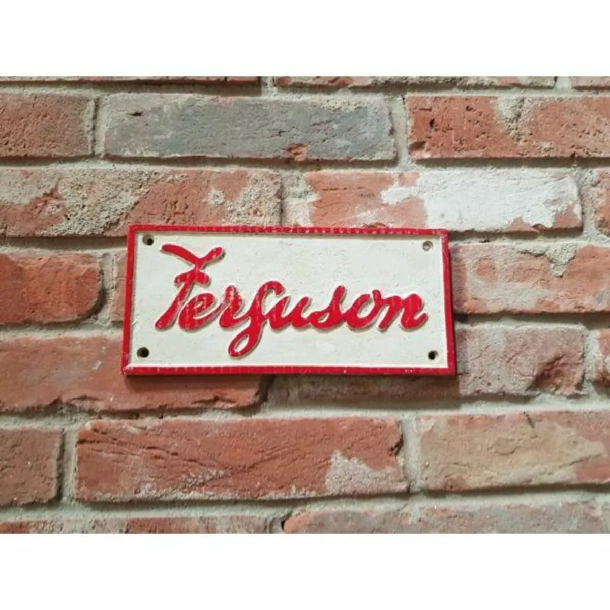 Ferguson White and Red – Cast Iron – HS86