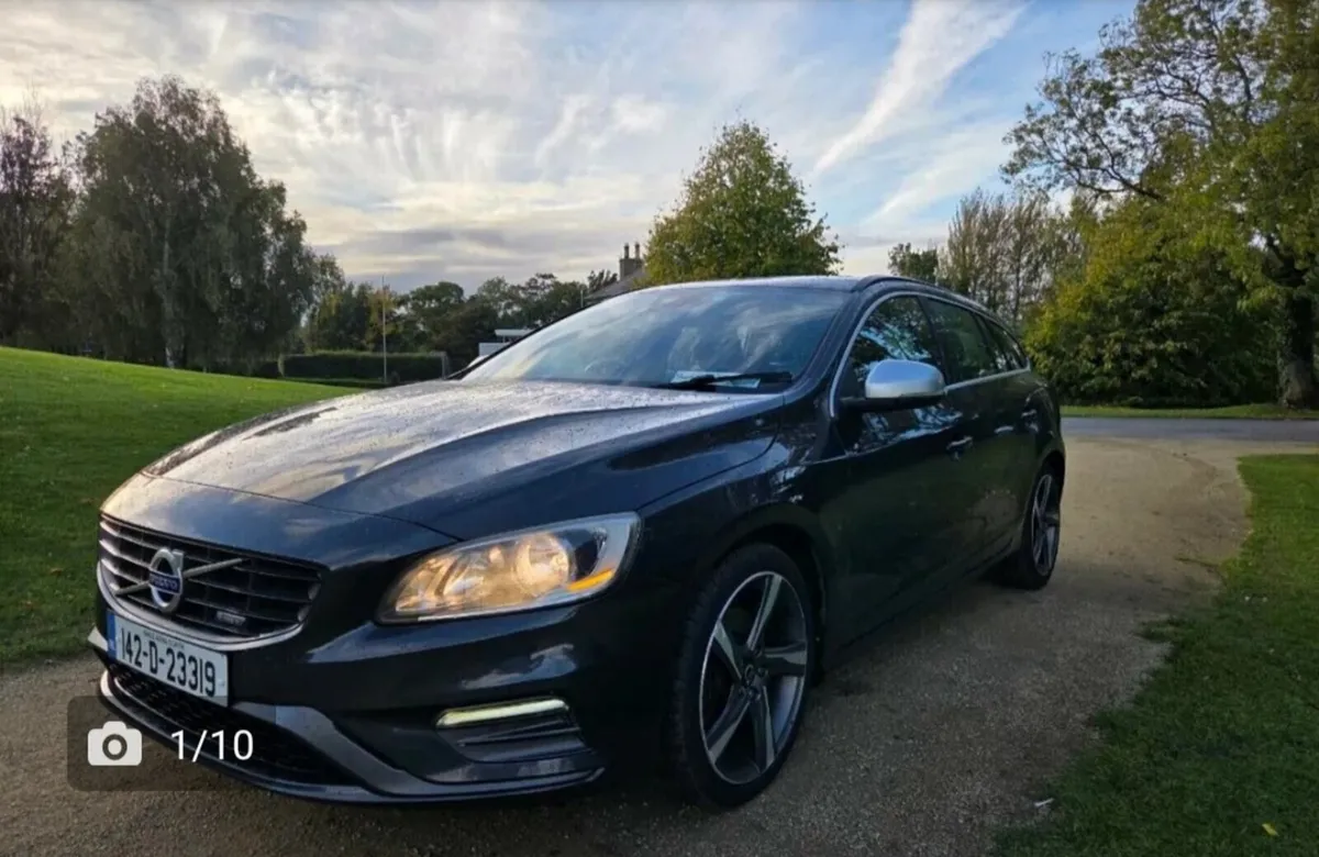 Volvo V60 D4 R Design - Excellent Condition - Image 1