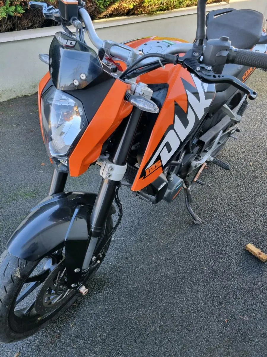 2015 ktm duke 125cc - Image 4