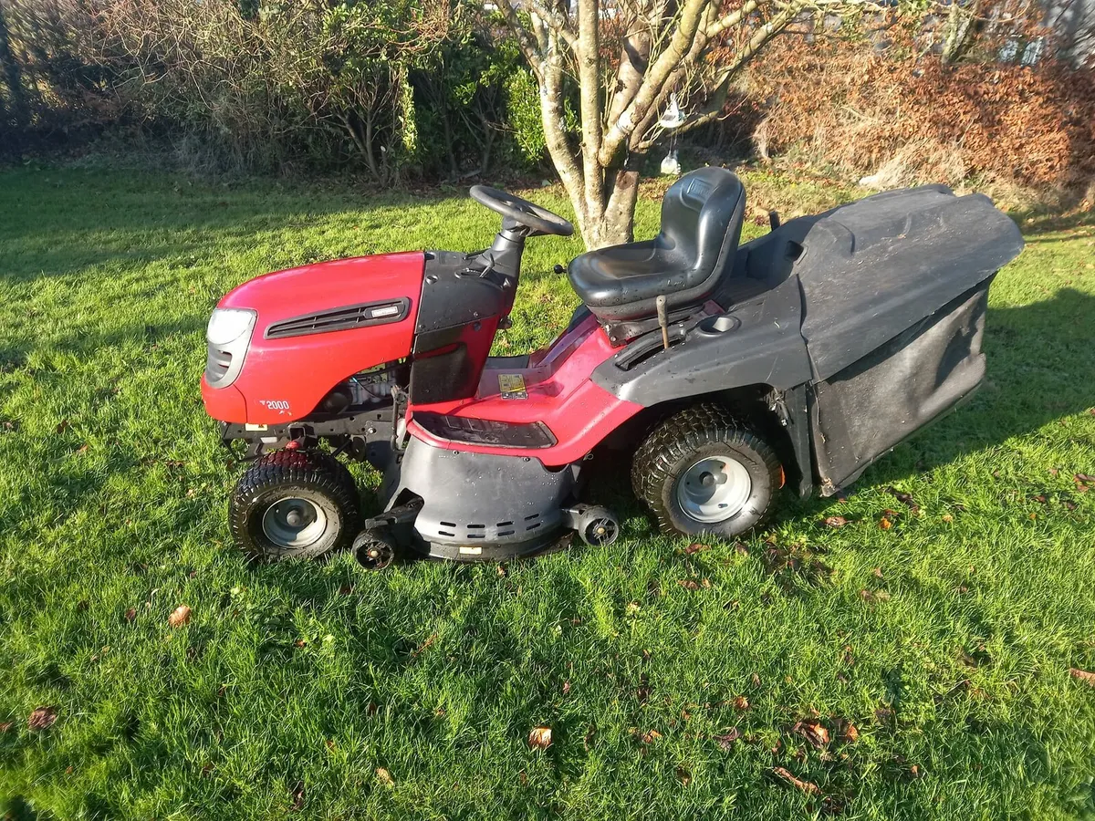 Ride On Lawnmower - Image 1