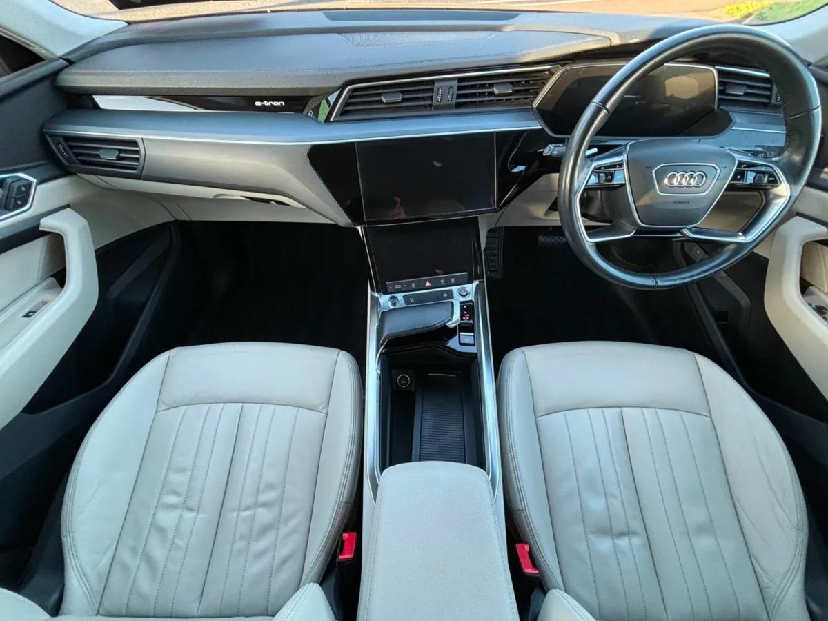 Audi e-tron 50 QUATTRO IVORY LEATHER INTERIOR - Image 2