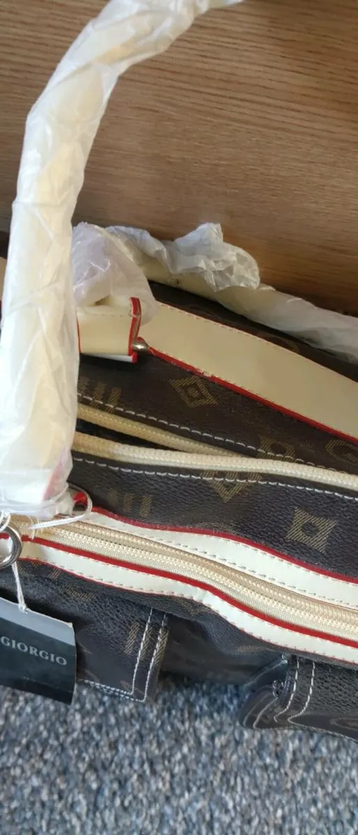 New handbag - Image 2