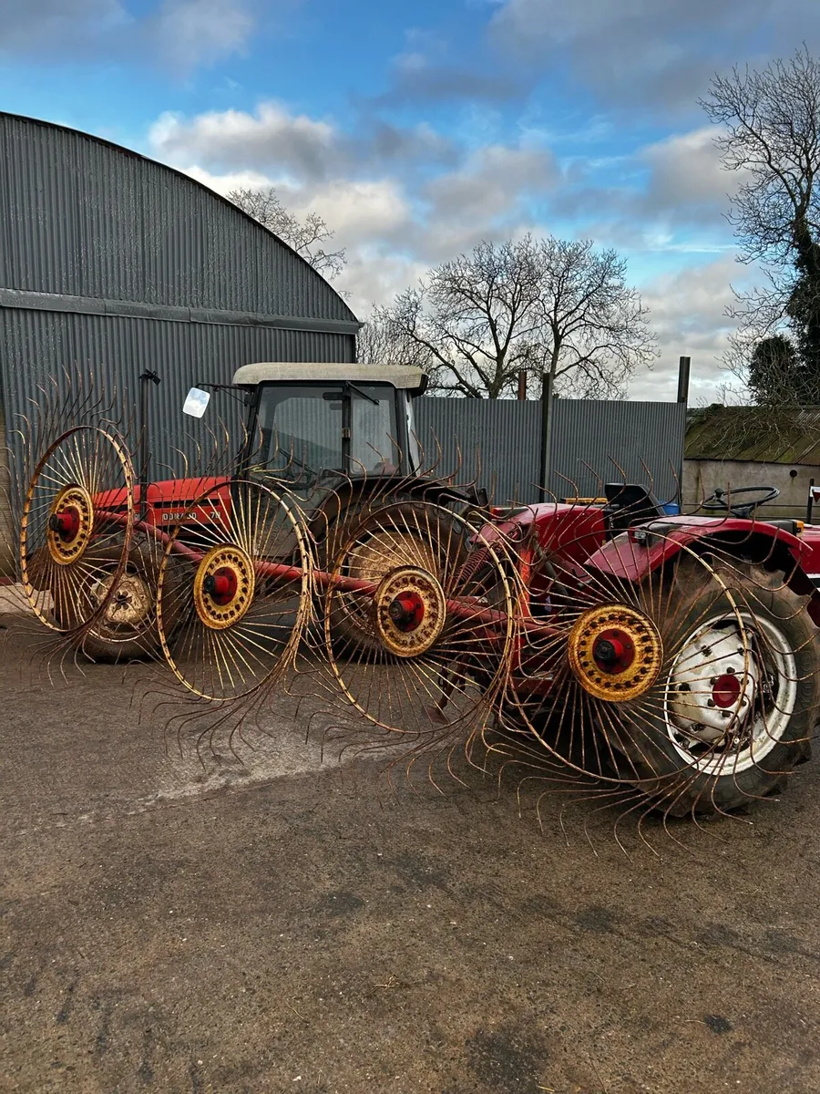 Vicon-lely acrobat rake, two fur reversible plough - Image 1