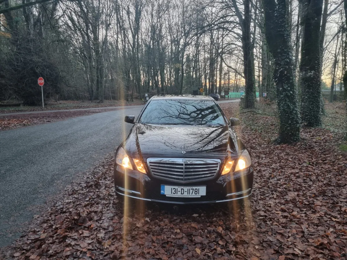 131 MERCEDES  E200 CDI AUTO ELEGANCE 188 KLMS - Image 2