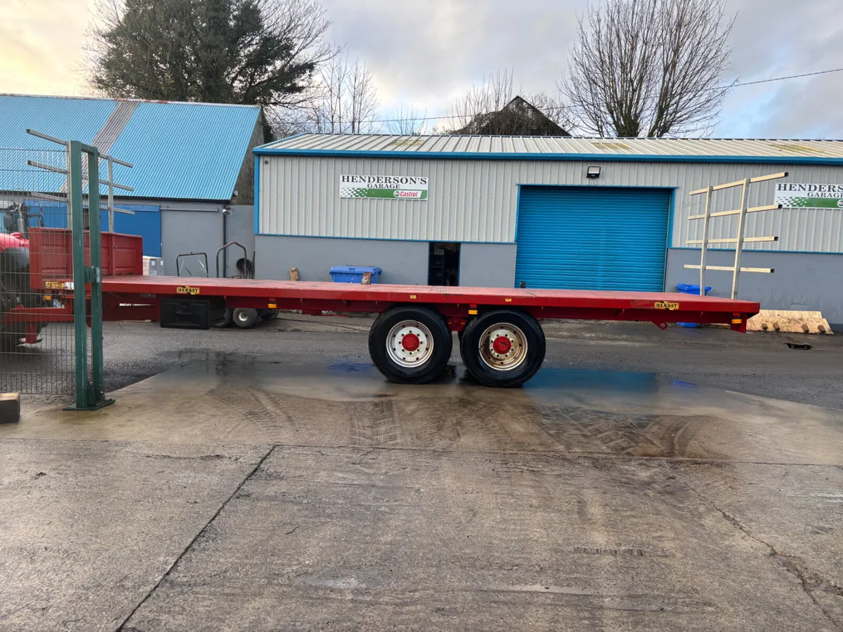 Herbst Bale Trailer 28FT - Image 3