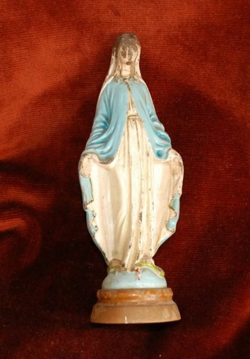 Religious statues Our Lady plaster, wood, etc - Image 4