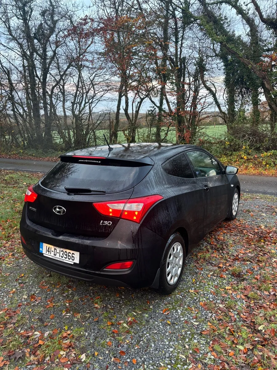 Hyundai i30 van - Image 4
