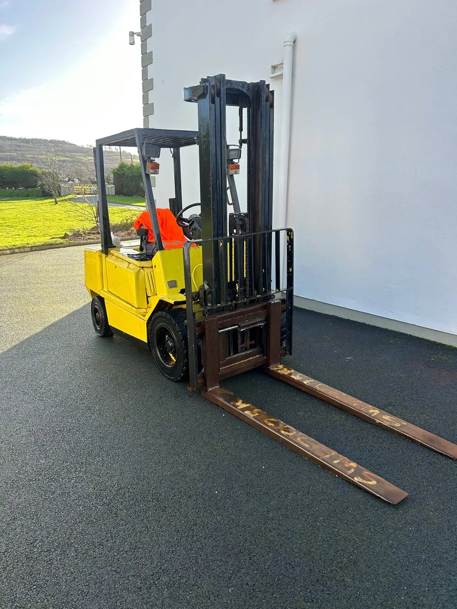 Yale 2.5t diesel forklift - Image 1