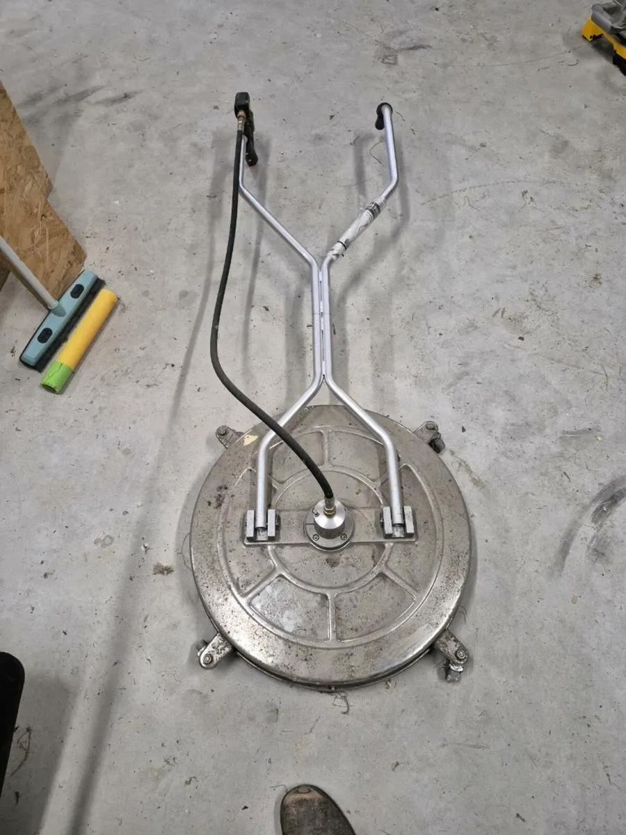 Tarmac washer cleaner - Image 1