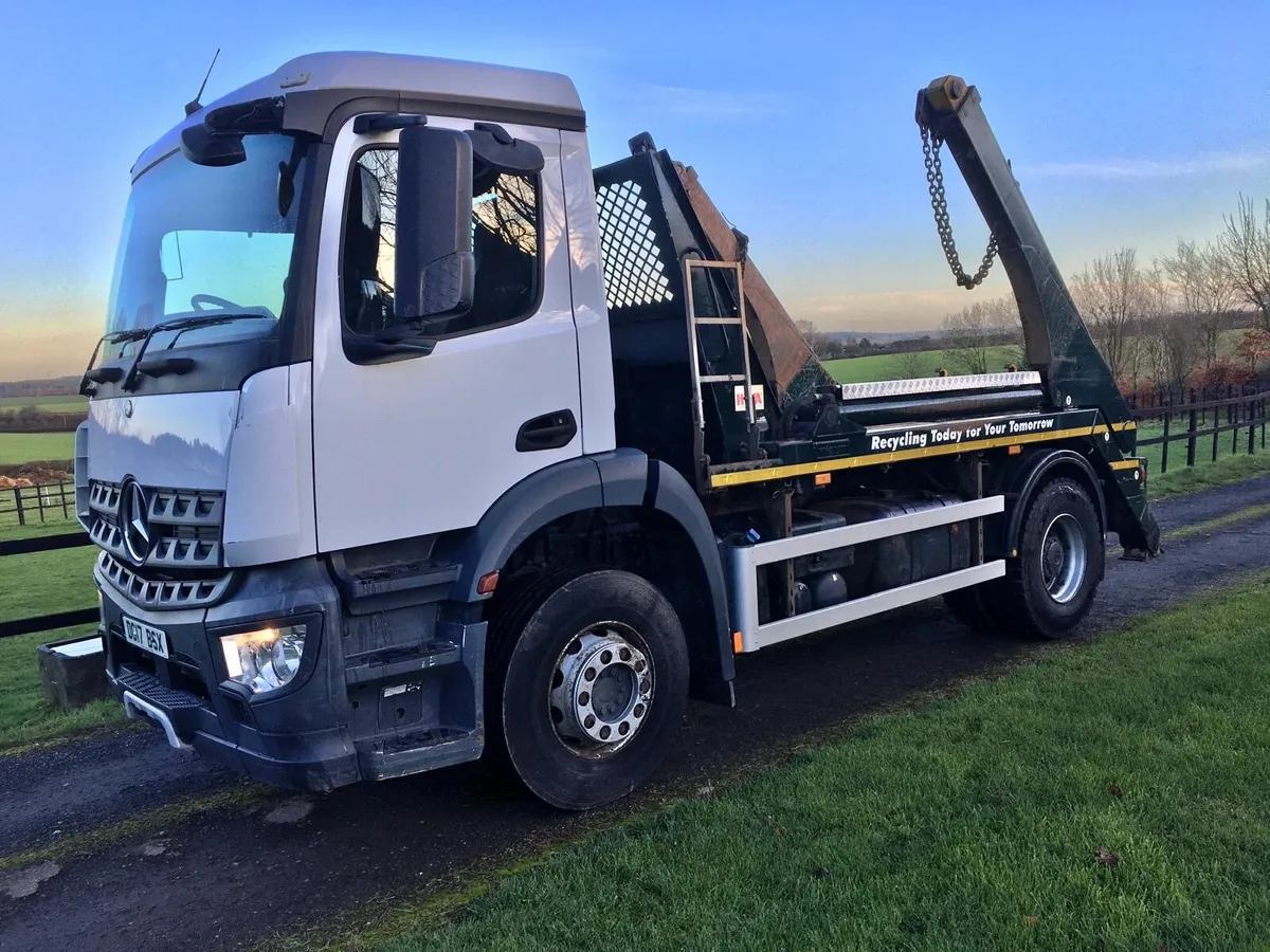 Mercedes Benz skip truck - Image 1