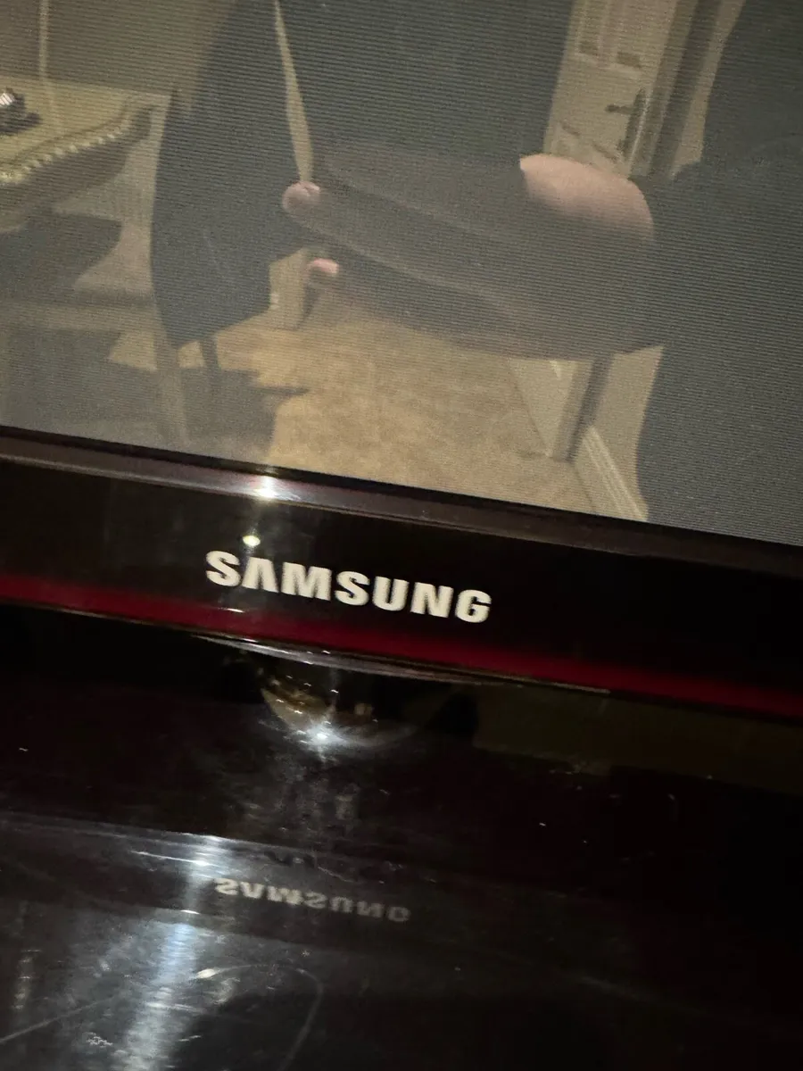 Samsung TV - Image 2