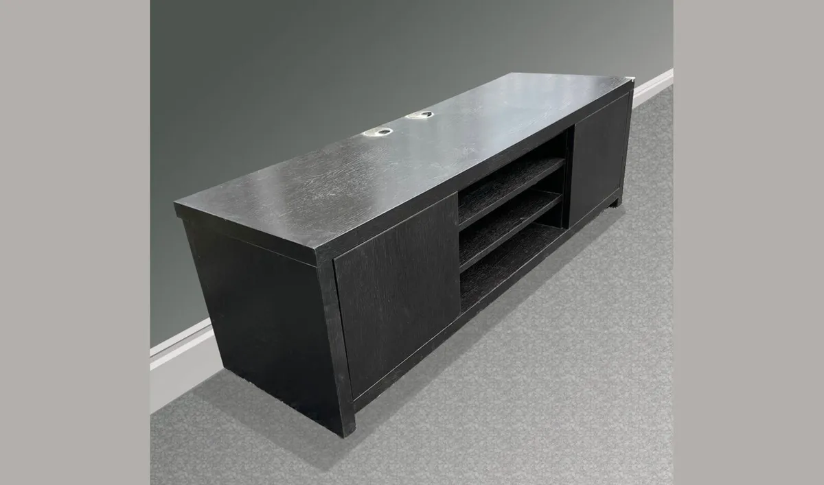 TV cabinet - Image 1