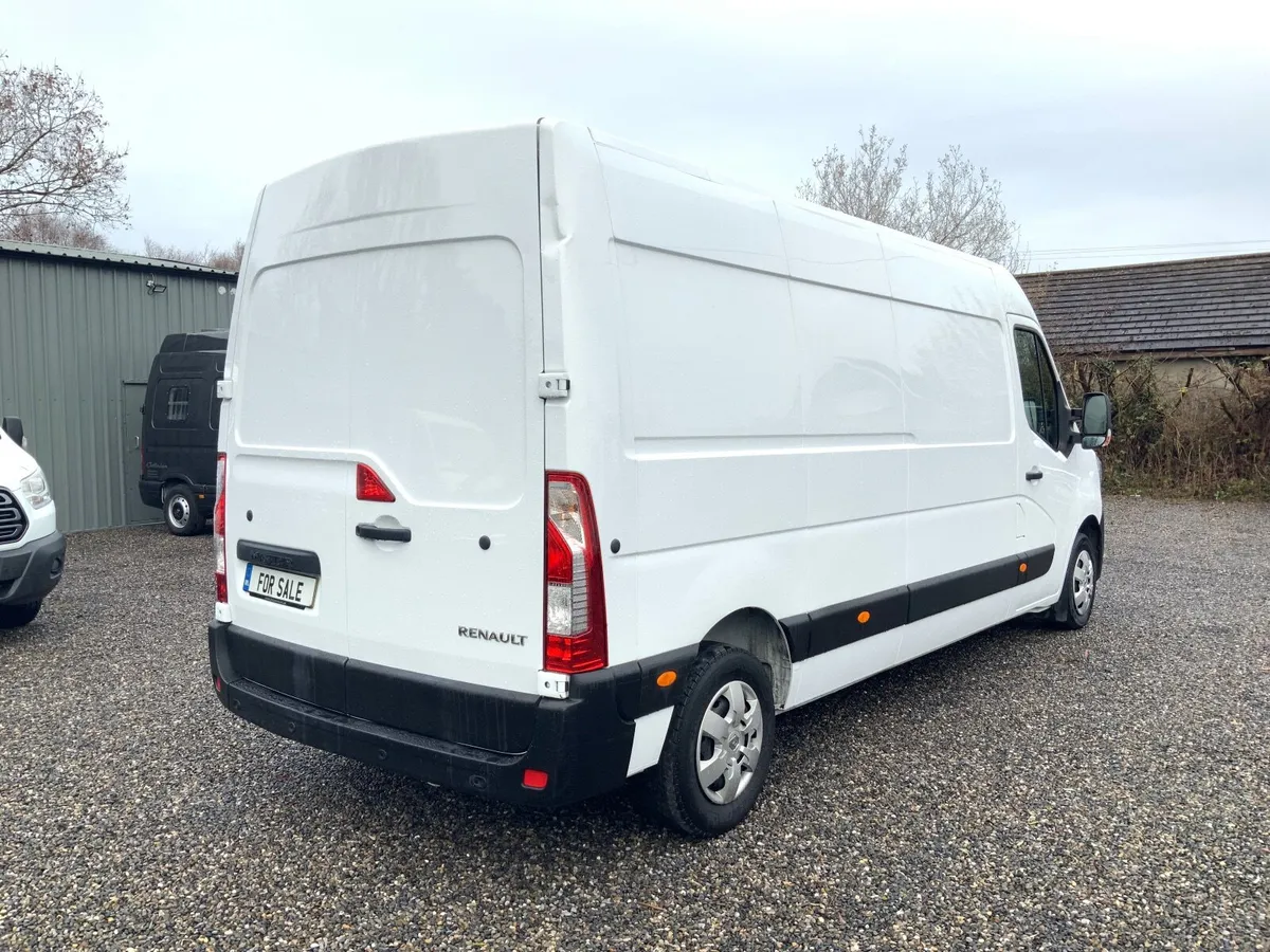 Renault Master Lwb { High Spec }  1 Year Warranty - Image 3
