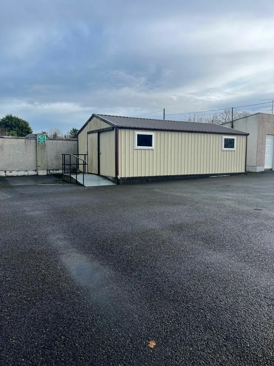 Office/ Storage shed - Image 3