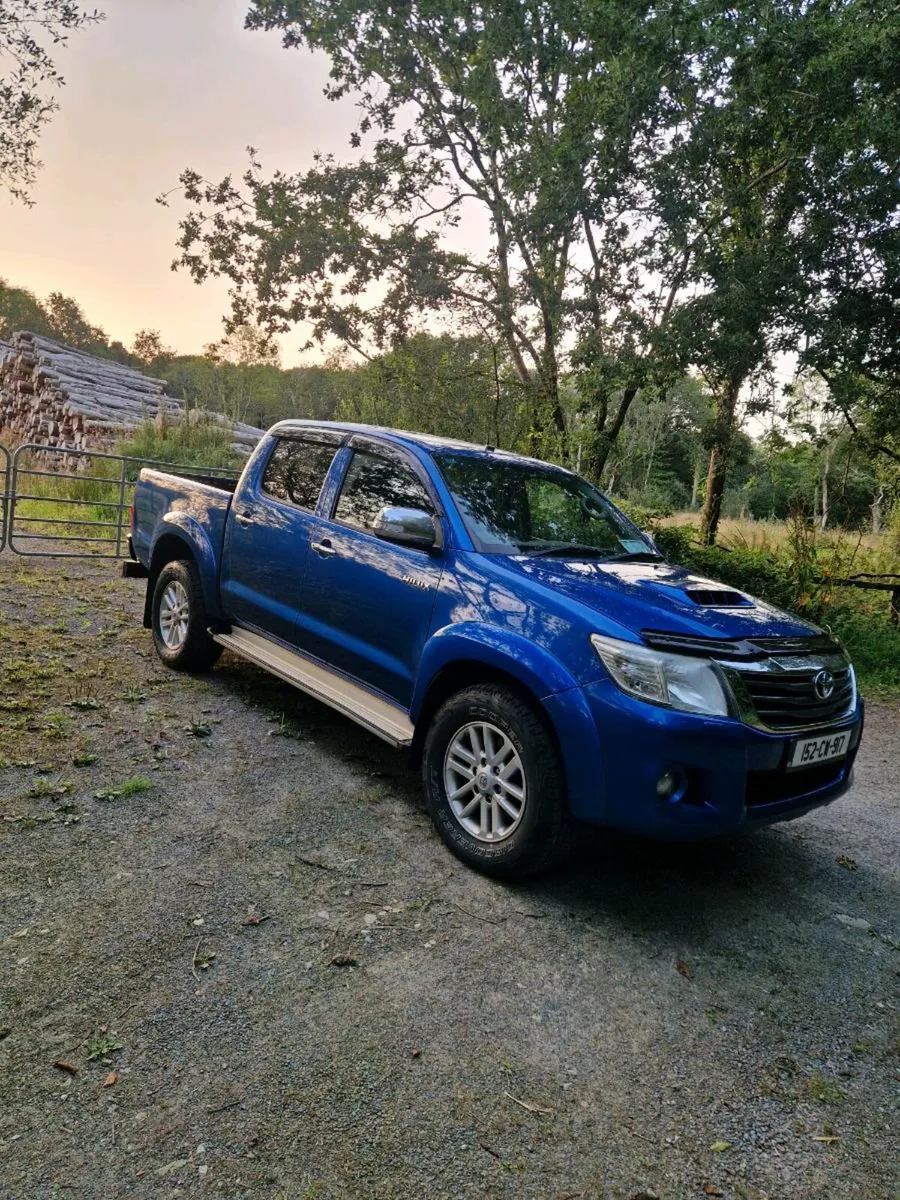 Toyota Hilux - Image 2