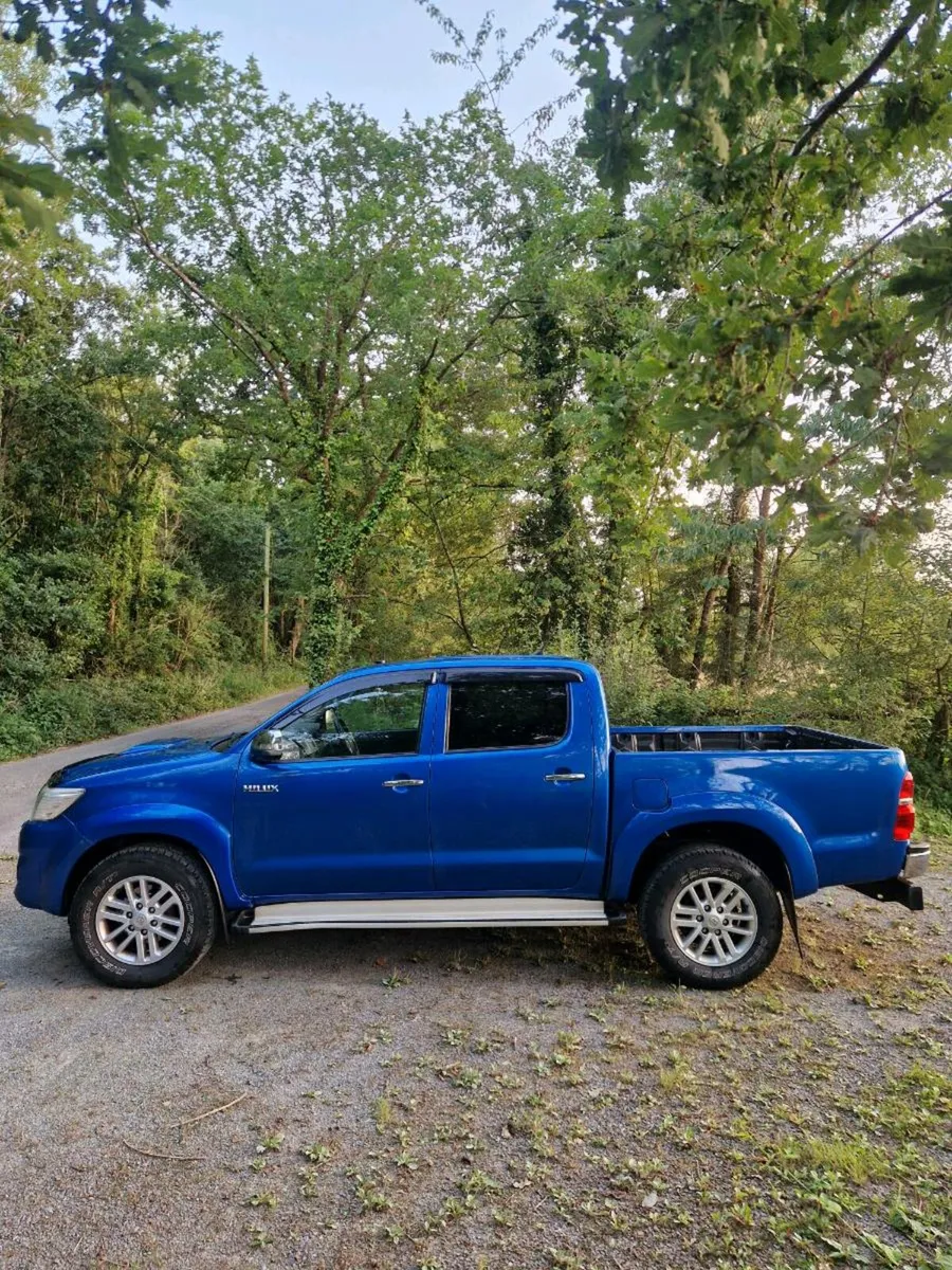Toyota Hilux - Image 3