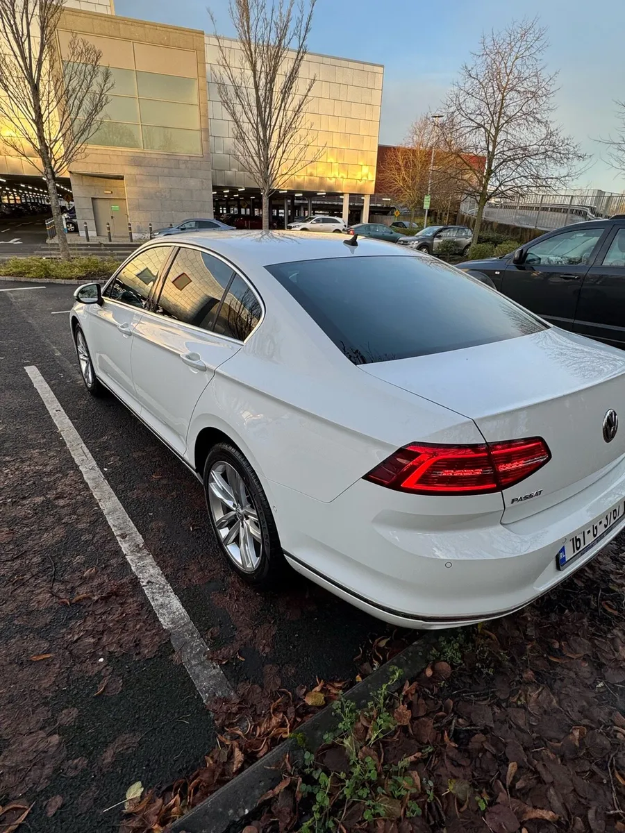 VW Passat Highline BE - Image 4