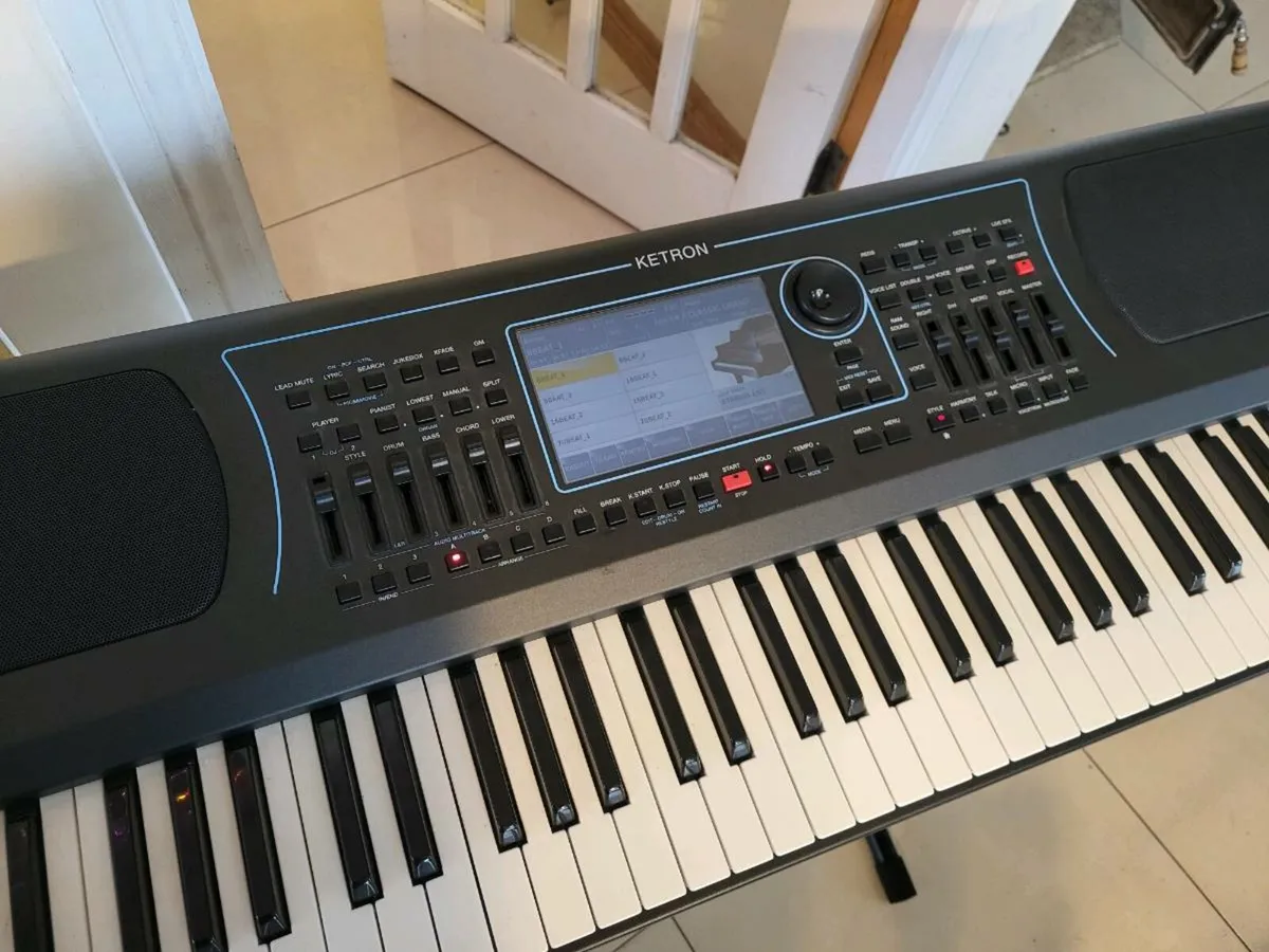 Ketron Keyboard - Image 2