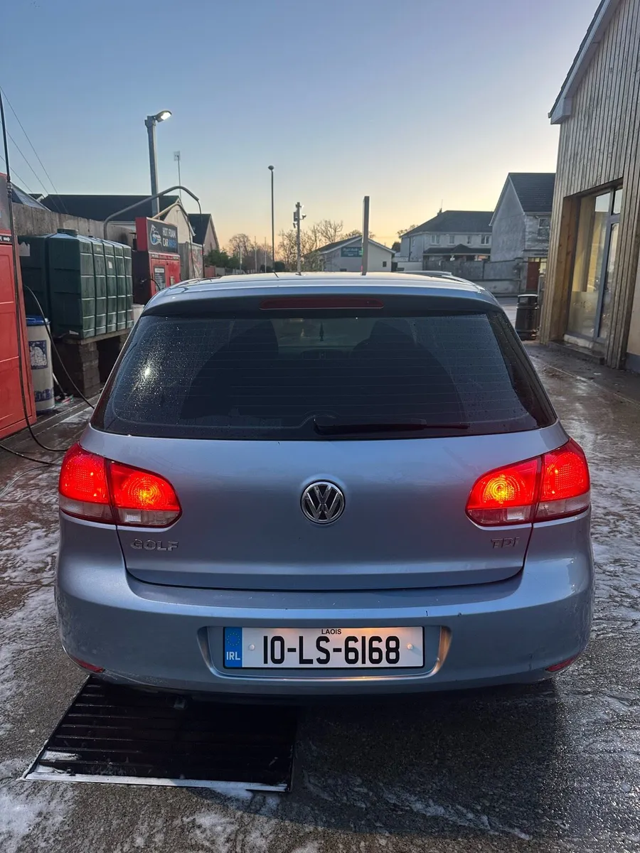 Volkswagen Golf 1.6 TDI - Image 1
