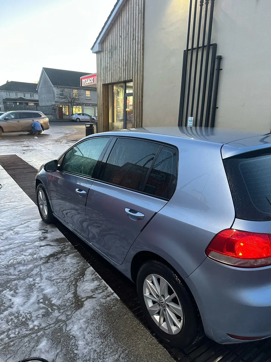 Volkswagen Golf 1.6 TDI - Image 2