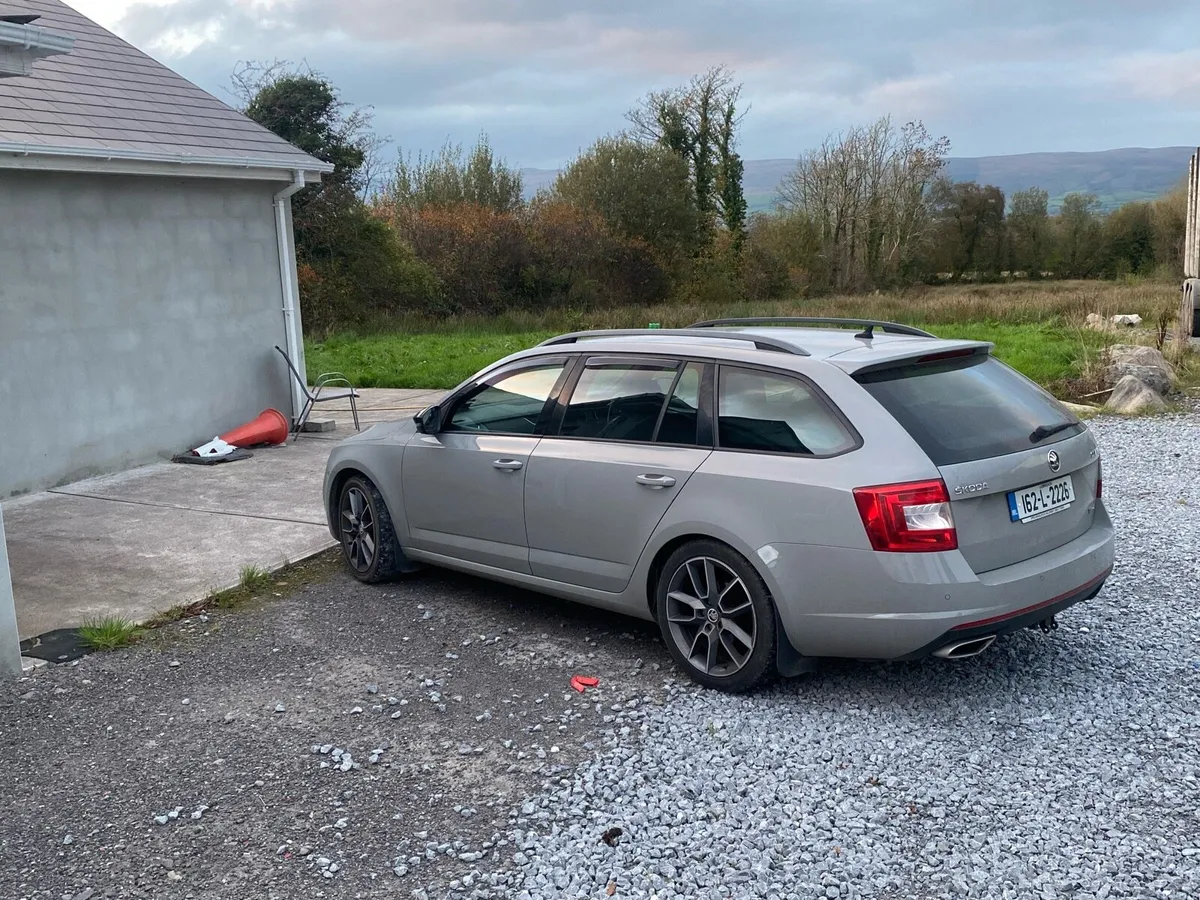 Skoda VRS estate - Image 3