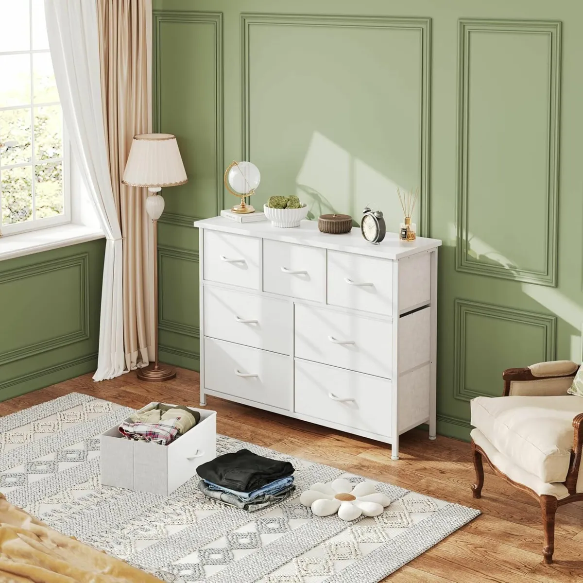 Christmas Chest of Drawers Drawers Storage - Image 1