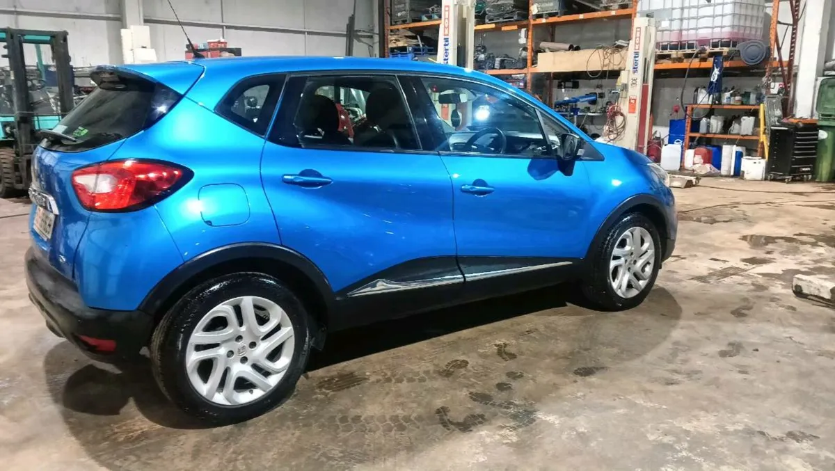 Renault Captur - Image 4