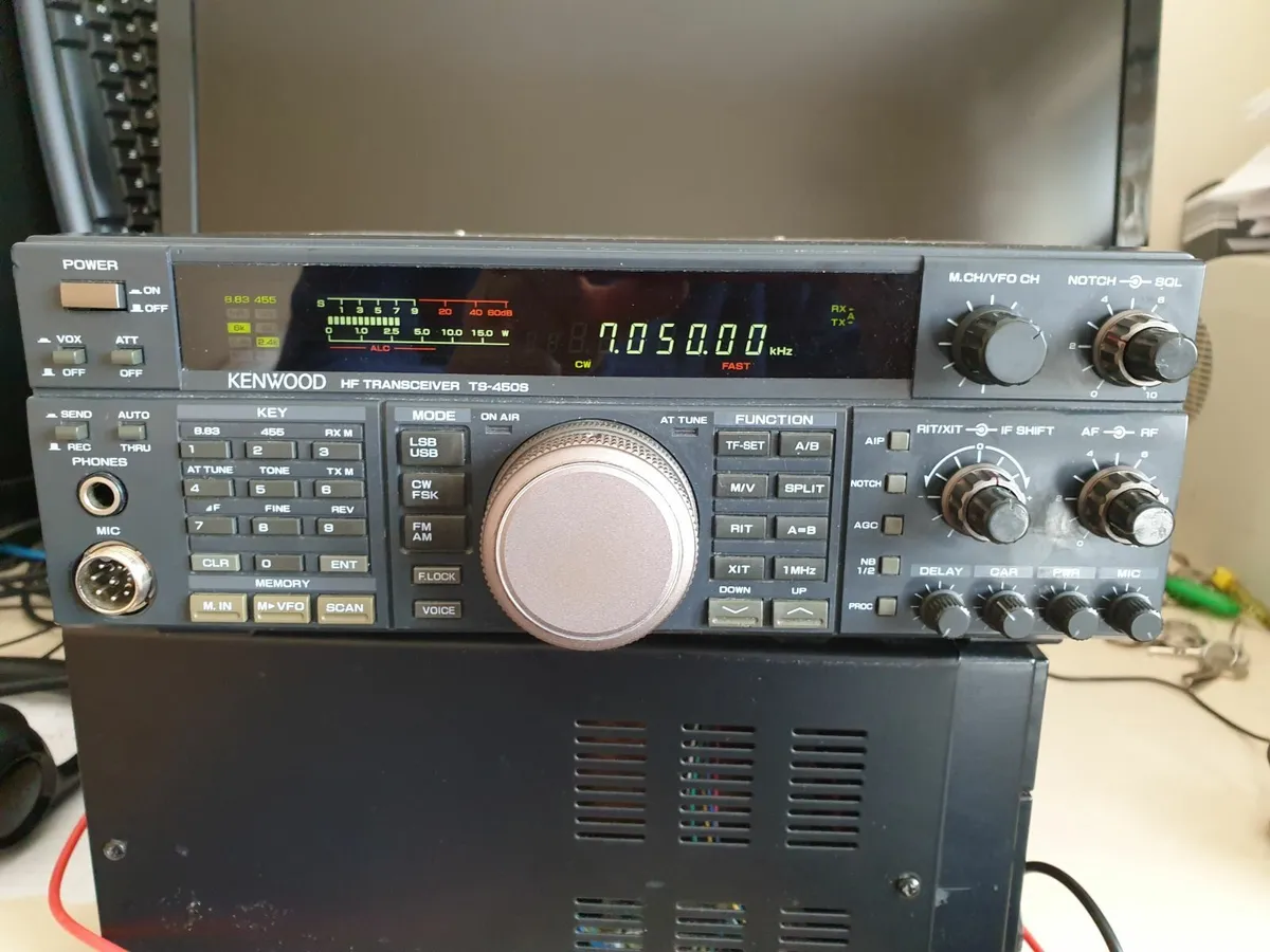 Kenwood HF transceiver